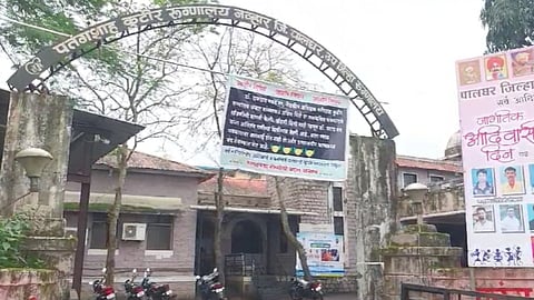 आधी पोटच्या मुलाचा जीव घेतला, नंतर स्वत:लाही संपवलं; पालघरमध्ये खळबळ 