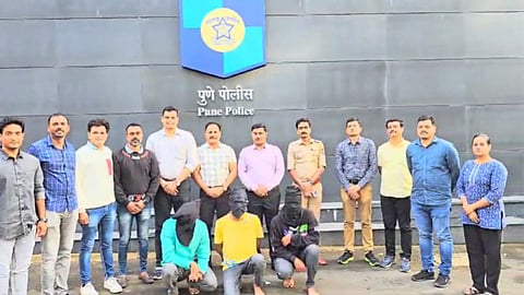 Pune News: पुण्यात कुरिअरद्वारे ड्रग्जची विक्री,  १ कोटींचा साठा जप्त, तिघे अटकेत