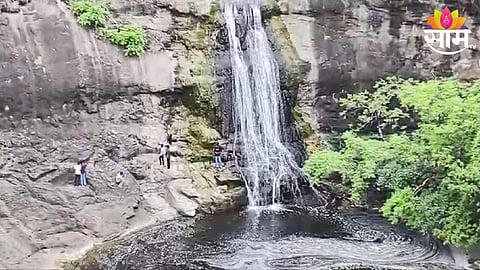 Dhule Laling Waterfall