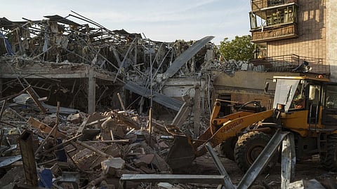 Russia- Ukraine War: पुतीन पुन्हा आक्रमक;  घातक मिसाइल आणि ड्रोन्सने युक्रेनवर केला हल्ला
