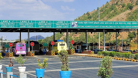 State Government: खूशखबर! गणेशोत्सवानिमित्त कोकणात जाणाऱ्यांची  टोलपासून मुक्ती, शासन आदेश जारी