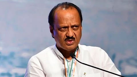 Solapur Politics: सोलापूरात अजित पवारांना मोठा धक्का, निरंजन भूमकर यांच्यासह १५ नगरसेवकांनी हाती घेतली 'तुतारी' 