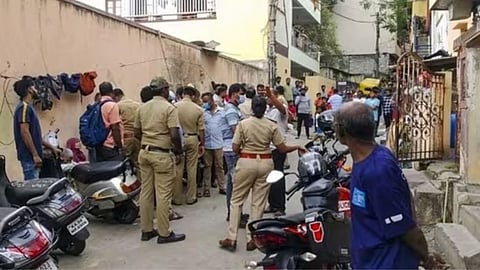 Crime Case : श्रद्धा वालकर हत्याकांडाची पुनरावृत्ती; प्रेयसीची हत्या, फ्रिजमध्ये ठेवलं मृतदेहाचे ५० तुकडे