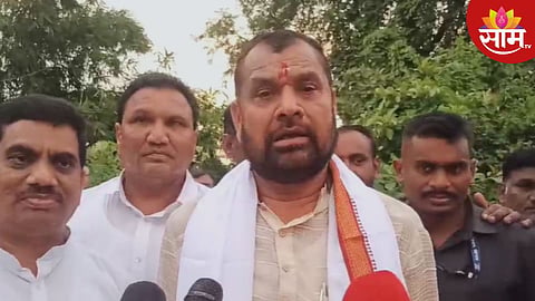 सदाभाऊ यांचा मेंदू गुडघ्यात आलाय का? अजित पवार गटाच्या महिला नेत्याची टीका 