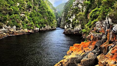 South Africa Mysterious Lake Fundudzi Water Secret