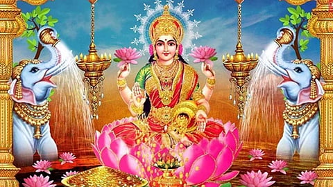 Laxmi Mata: घरात सुखाची भरभराट आणि लक्ष्मी मातेचा वास हवा? तर करा 'हे' उपाय