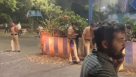 ऐन दिवाळीत पुण्यात तिघांकडून गोळीबार; सणासुदीत घडलेल्या घटनेने परिसरात खळबळ