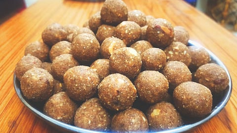  Khajoor ladoo recipe