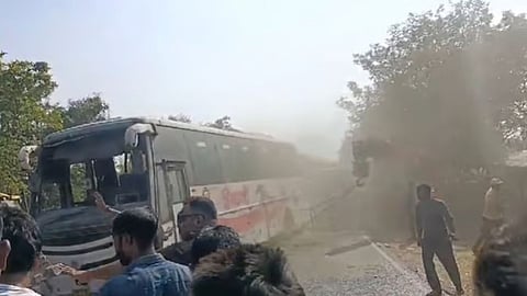 Gondia Bus  Accident