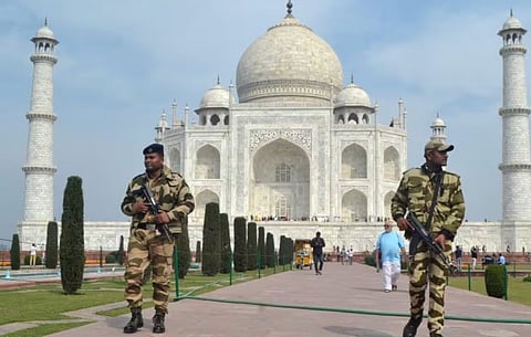 Taj Mahal Bomb Spot