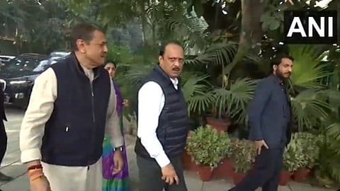 Maharashtra Politics: मोठी बातमी! अजितदादा थेट शरद पवारांच्या भेटीला; छगन भुजबळ, सुनील तटकरे उपस्थित 