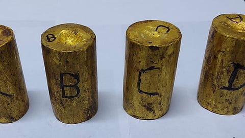  Gold Smuggling