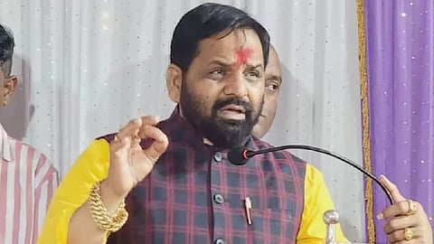 अखेर तो दिवस आला! भरत गोगावलेंना मंत्रि‍पदाची लॉटरी, फडणवीस सरकारमध्ये कोणतं खातं मिळणार?