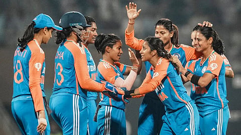 IND vs WI: स्मृती मंधानाचे शतक हुकलं; पण टीम इंडियाकडून वेस्ट इंडिजचा धुव्वा