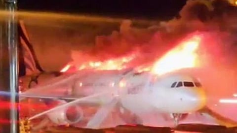South Korea  Flight  Fire  
