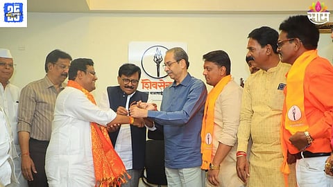 Congress Leader Kiron Kale Joins Shiv Sena 