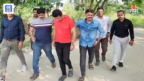 Nilesh Chavan Arrest Video