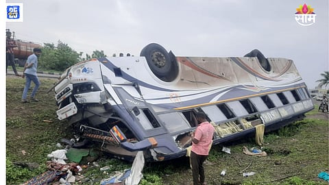 Solapur Pune Highway Accident 