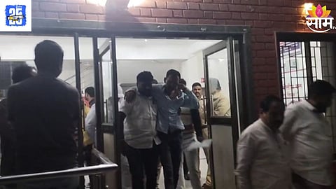 Maharashtra Politics : राज्याच्या राजकारणात मोठी खळबळ; पुण्यात शरद पवार गटाच्या उमेदवाराला बेदम मारहाण 