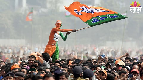BJP leaders and candidates from Kalyan West Panel No. 7 showcasing unity and party discipline ahead of local body elections.