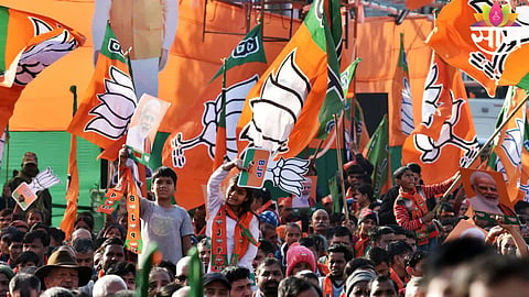 Political leaders engaged in intense discussions amid the Bhiwandi mayoral election controversy.