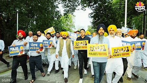 AAP MLA Meet President:  