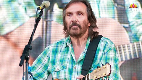 Famous Singer Passes Away 