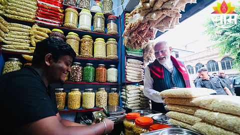 Jhalmuri vendor Bikram Sau, who served Prime Minister Narendra Modi, now faces alleged death threats from international callers.