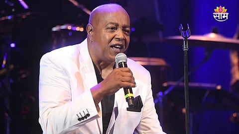 Famous Singer Passes Away 