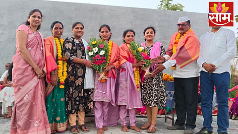 Success Story: बीडच्या लेकींनी नाव कमावलं! ऊसतोडणी कामगाराच्या मुलींची गगनभरारी, ४ सख्ख्या बहिणी एकाच वेळी झाल्या पोलिस 