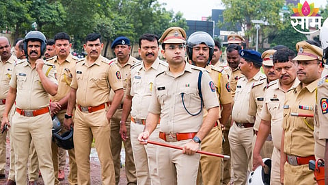 Violent aftermath of a family land dispute in Beed where a nephew attacked his uncle and cousin with a sword.
