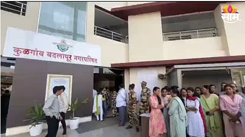 बदलापूरमध्ये कंत्राटावरून सभापती आणि पालिका अधिकाऱ्यामध्ये झटापट