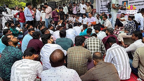 Pune MPSC Protest