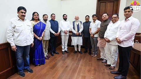 SUPREME COURT HEARING ON SIX SHIV SENA MPS MERGER