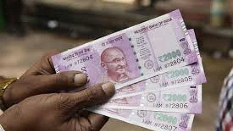 बनावट स्वाक्षरीने 14  लाखांचा अपहार