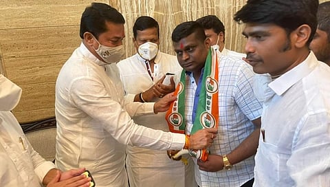 Pune Businessman Ganesh Gaikwad enters Congress