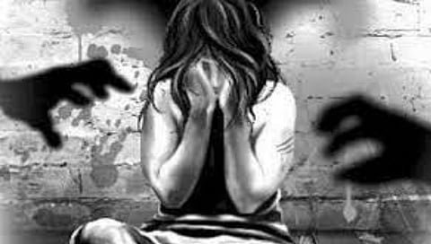 Pune Crime: पुणे पुन्हा हादरले! धर्मांतरासाठी बंदुकीचा धाक दाखवून महिलेवर सामूहिक बलात्कार