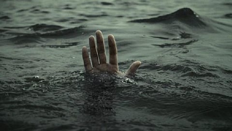Swimming Death 