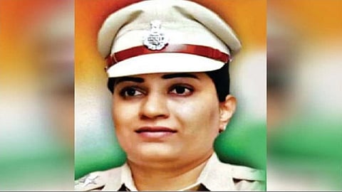मृत अश्‍विनी बिद्रेंच्या बदलीचा काढला शासनाने आदेश