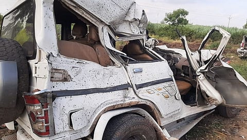solapur highway accident