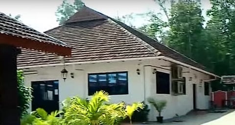 സംഘര്‍ഷമുണ്ടായ ബാര്‍