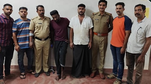 പിടിയിലായ പ്രതികള്‍
