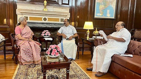 കേന്ദ്രമന്ത്രി നിർമ്മല സീതാരാമനുംമായി മന്ത്രി കെ എൻ ബാല​ഗോപാൽ കൂടിക്കാഴ്ച നടത്തിയപ്പോൾ