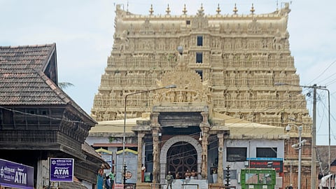 ശ്രീ പത്മനാഭ സ്വാമി ക്ഷേത്രം 
