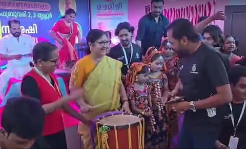 മന്ത്രി ആര്‍ ബിന്ദു മഴമിഴി കംപാഷൻ 23-24 ഭിന്നശേഷി സർഗോത്സവത്തില്‍
