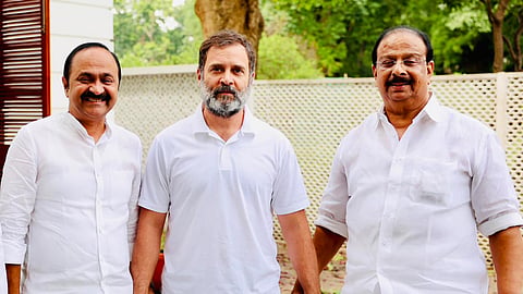 വിഡി സതീശൻ, രാഹുൽ ​ഗാന്ധി, കെ സുധാകരൻ എന്നിവർ  