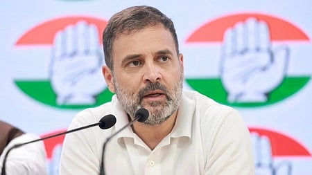 രാഹുല്‍ ഗാന്ധി ഏപ്രില്‍ മൂന്നിന് നാമനിര്‍ദേശ പത്രിക സമര്‍പ്പിക്കും. 