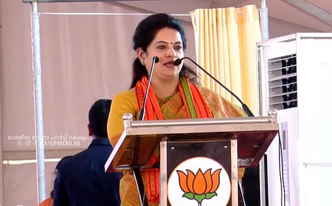 കെ കരുണാകരന്റെ മക്കളെ കോണ്‍ഗ്രസിന് വേണ്ടെന്ന് പദ്മജ വേണുഗോപാല്‍