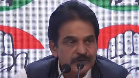 കെ സി വേണുഗോപാല്‍ ആദ്യഘട്ട സ്ഥാനാര്‍ഥി പട്ടിക പ്രഖ്യാപിക്കുന്നു
