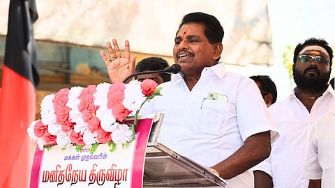 മന്ത്രി അനിതാ രാധാകൃഷ്ണൻ  